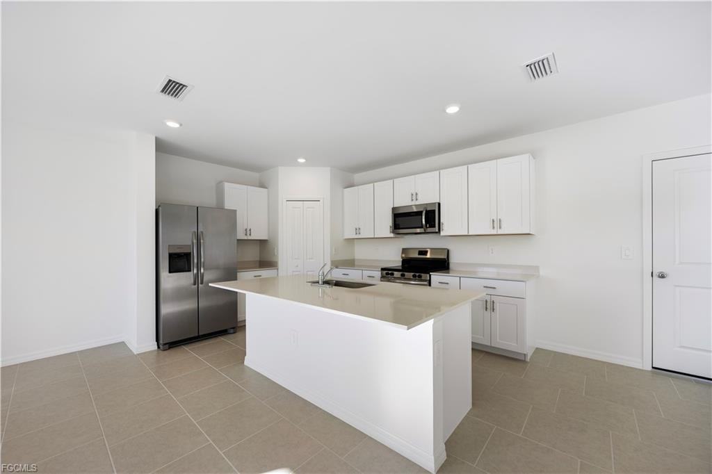 4027 San Felice Ln - Photo 7 of 8