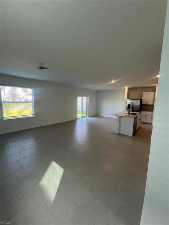 19763 Garden Ridge Ct - Photo 3 of 8