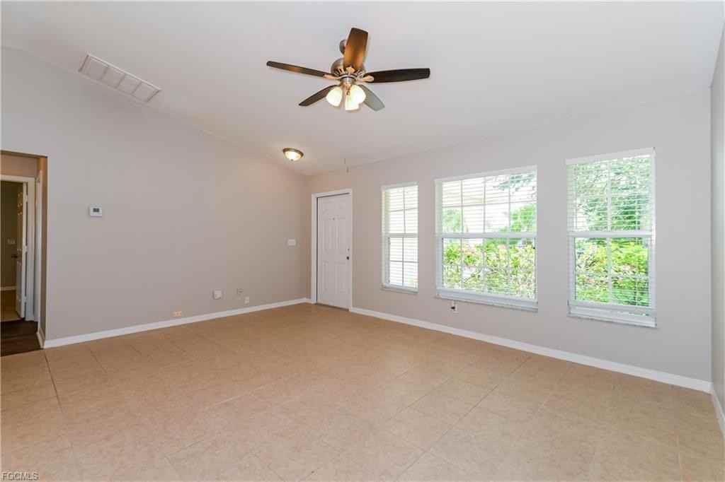 1322 Se 33rd Ter - Photo 3 of 8