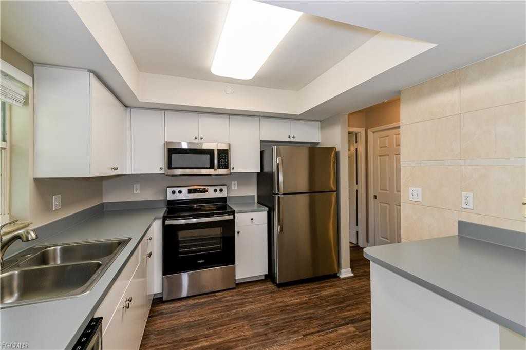 1322 Se 33rd Ter - Photo 5 of 8