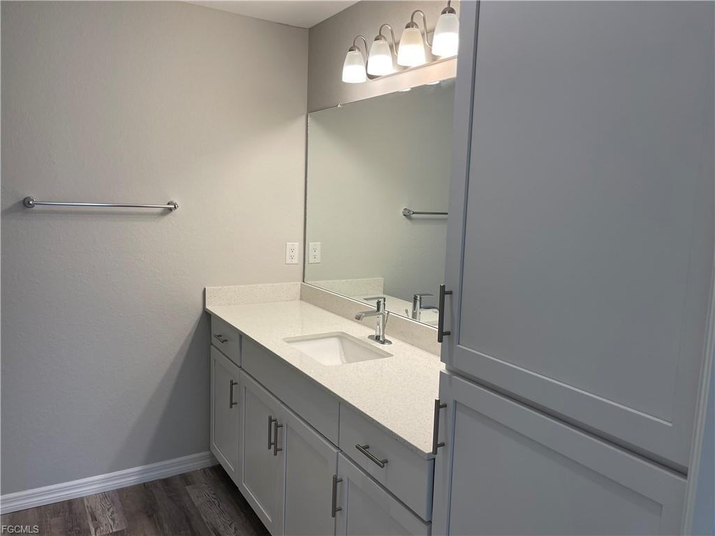 2325 Nw 9th Ave - Photo 6 of 8