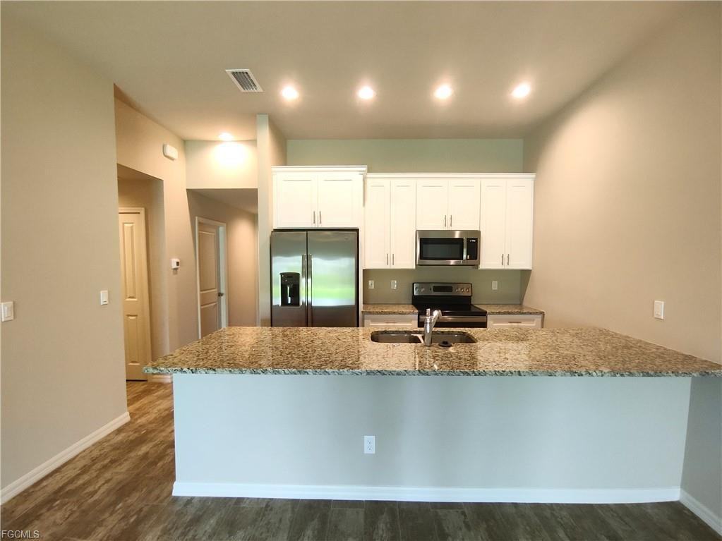 2017 Chiquita Blvd S - Photo 3 of 8