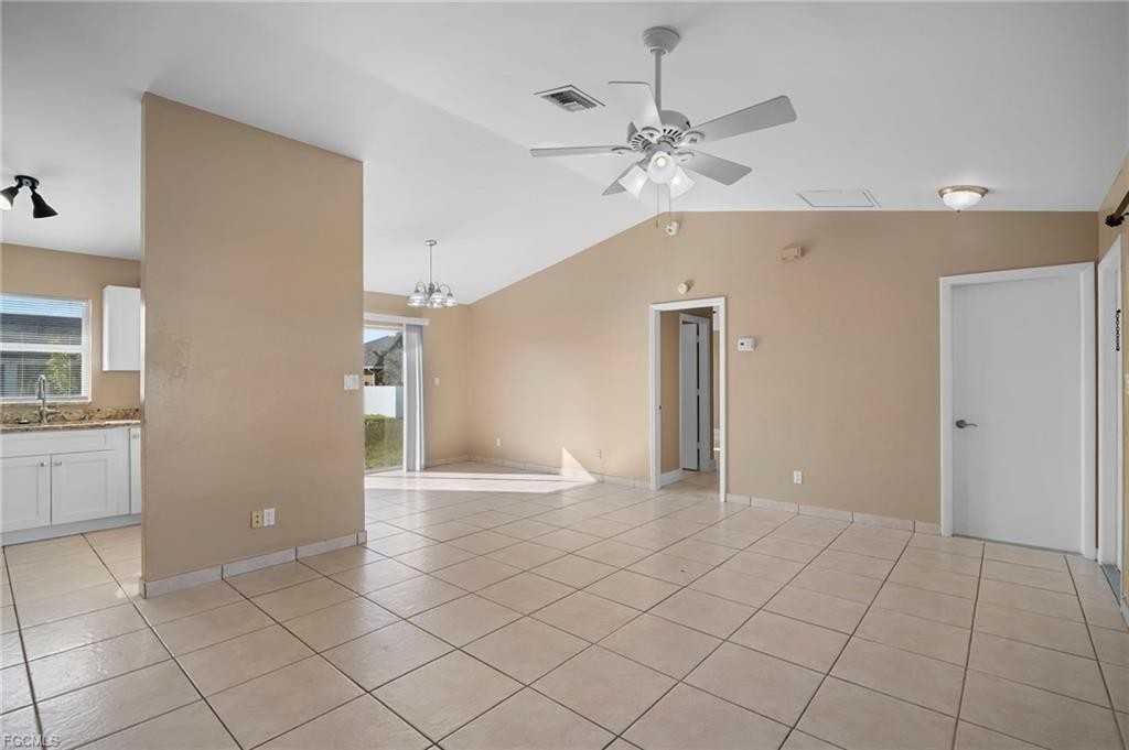 2230 Nw 1st Ave - Photo 4 of 8