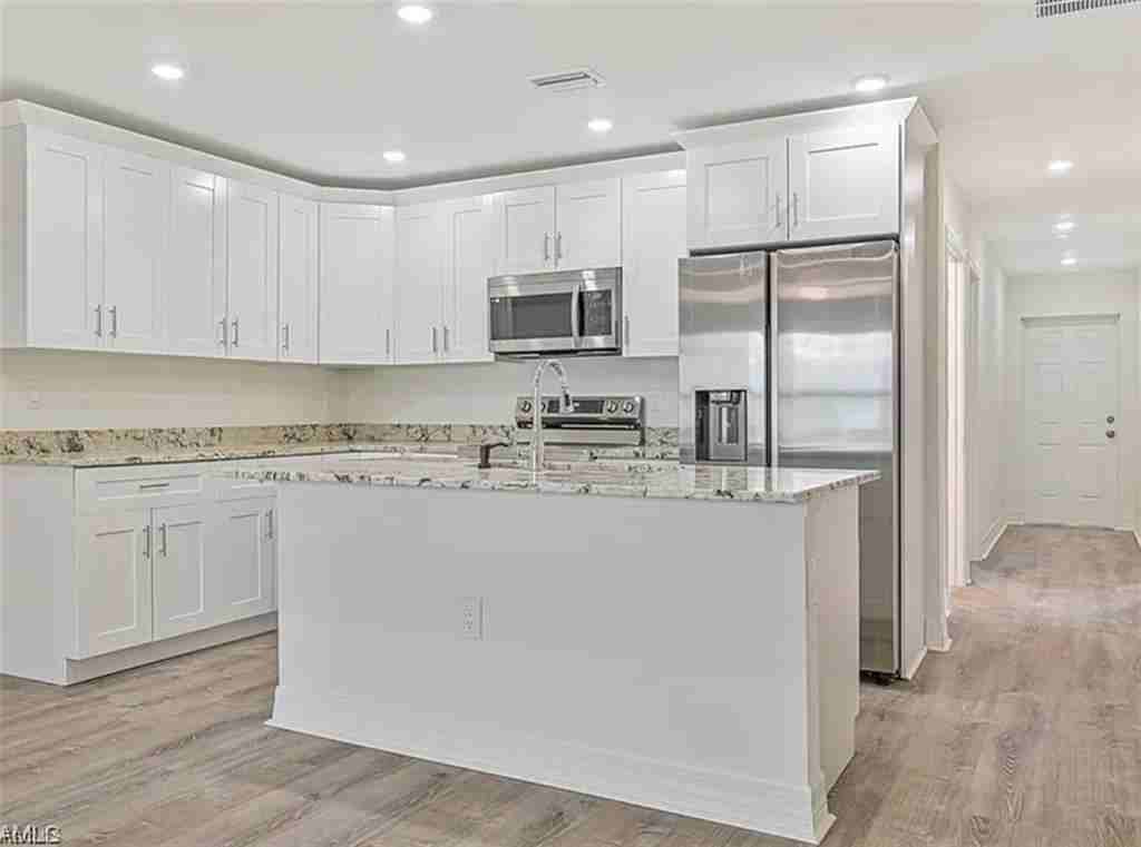 4414 28th St Sw - Photo 4 of 8