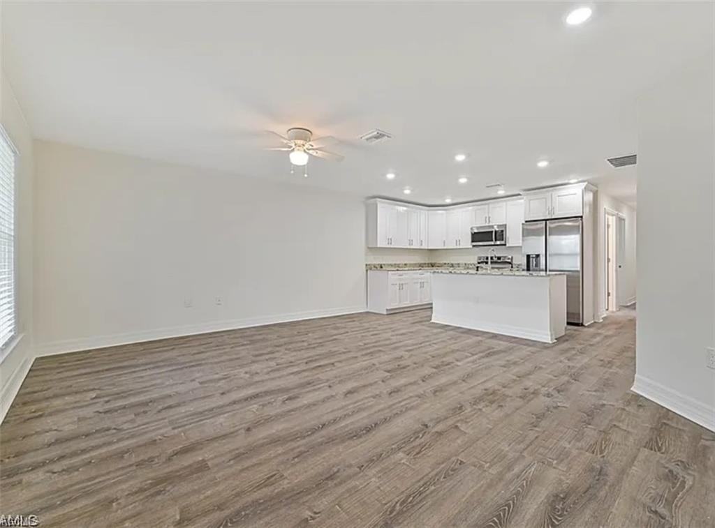 4414 28th St Sw - Photo 7 of 8