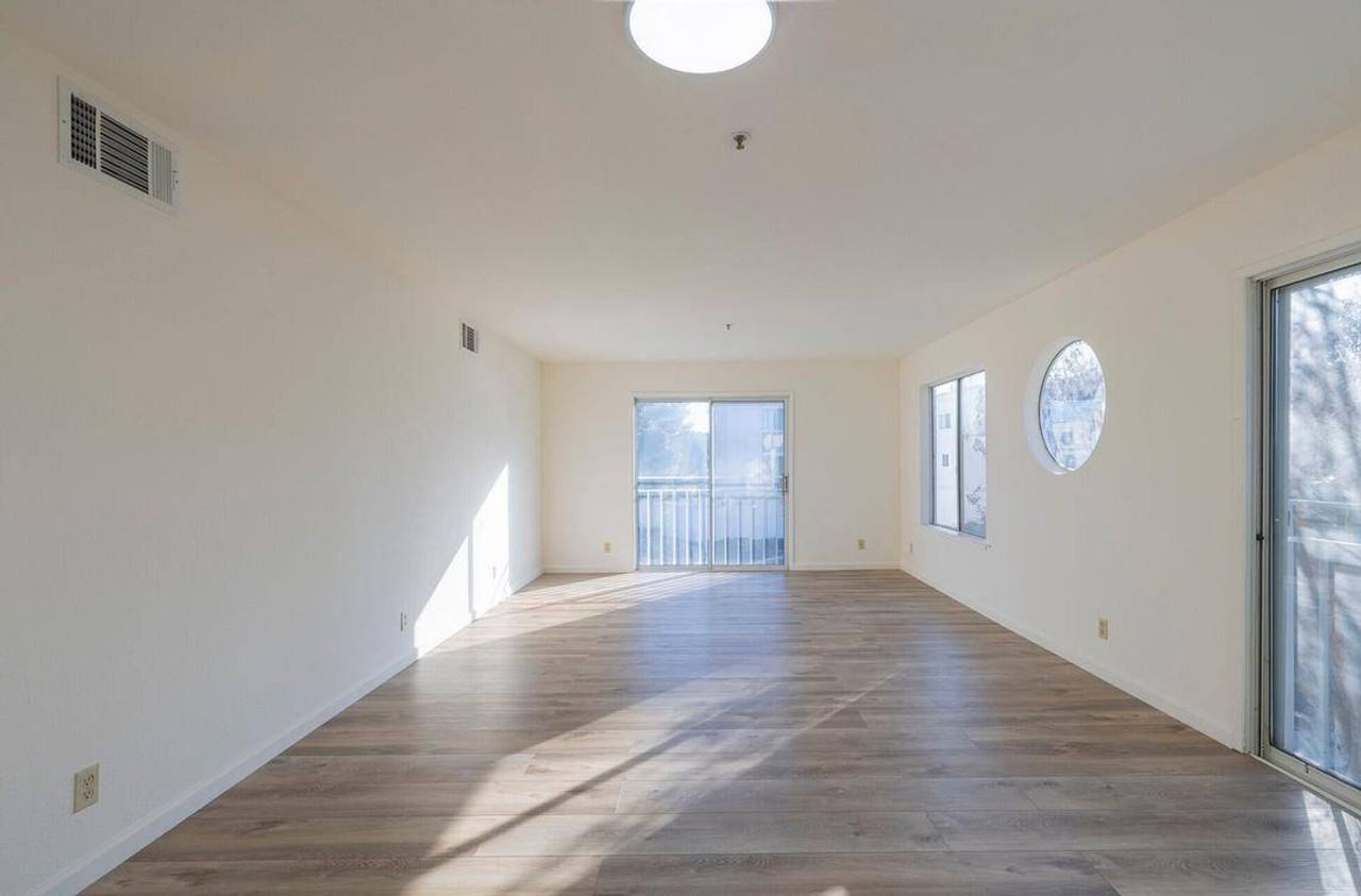 Napa Creek Apartments - Photo 4 of 4