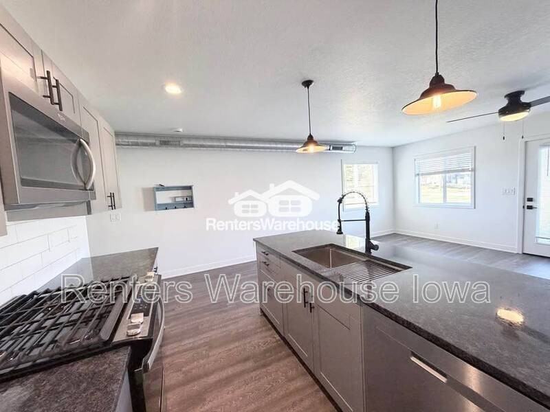 2103 Willis Ave - Photo 5 of 26