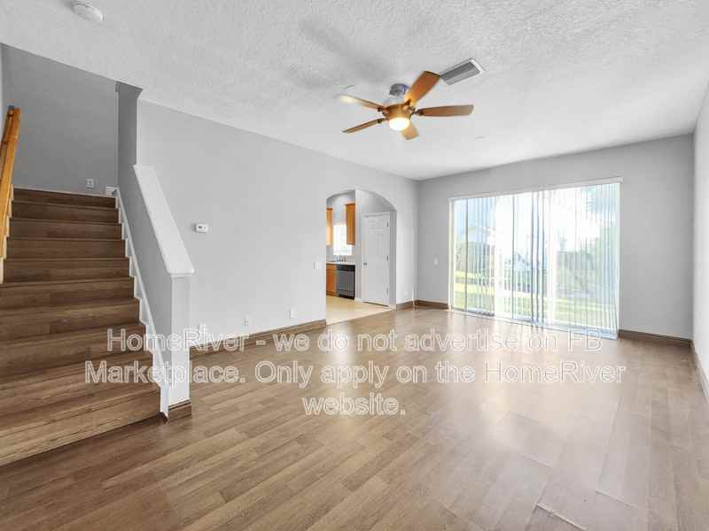 1014 Bella Vista Dr Ne - Photo 3 of 20