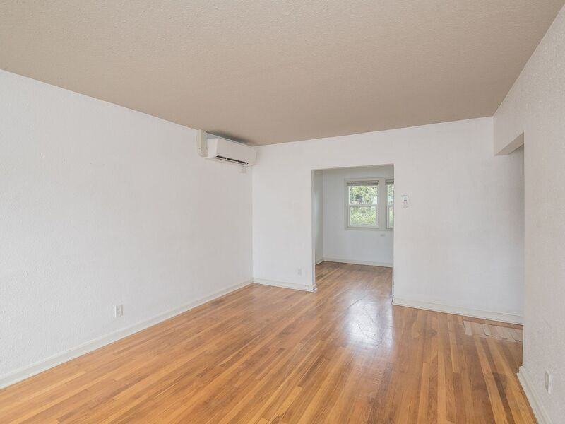 927 Ne Alberta St - Photo 5 of 17