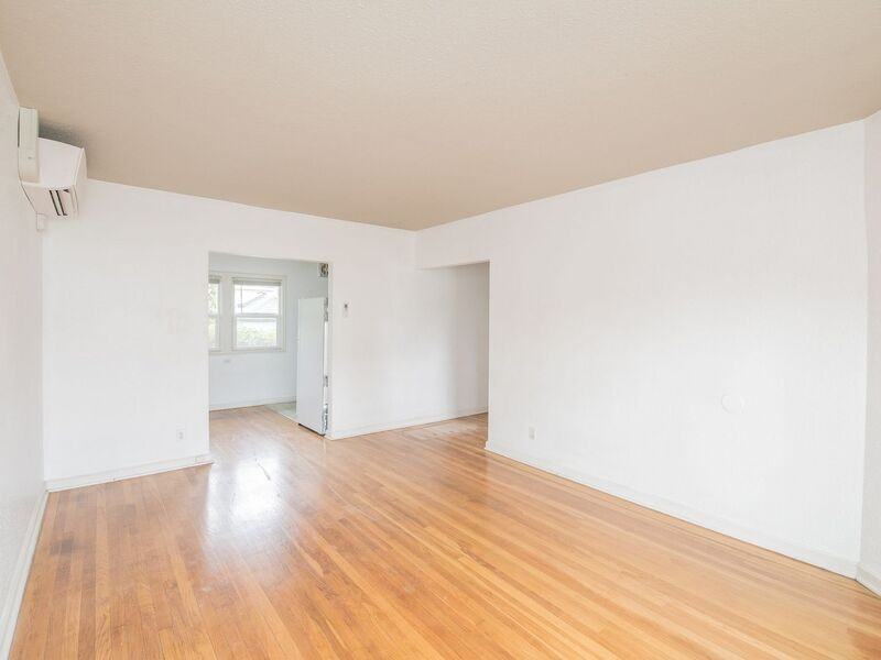 927 Ne Alberta St - Photo 6 of 17