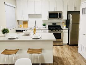 120 S Roosevelt Ave - Photo 1 of 1