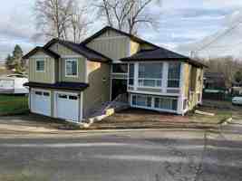 featured image of 10002 Beacon Avenue South