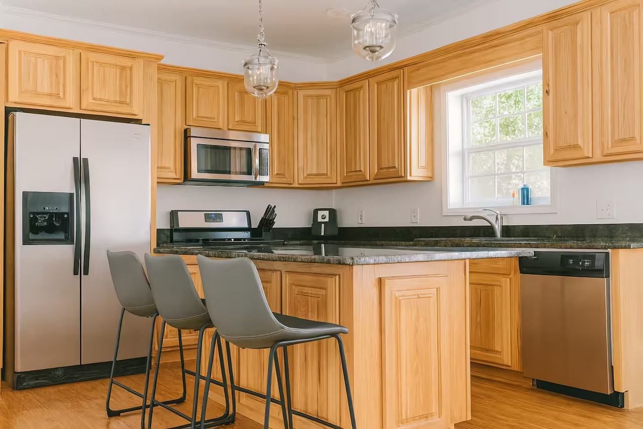 1084 Kirkwood Ave Se #NA - Photo 7 of 25