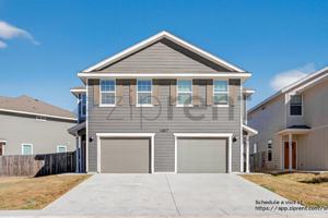 featured image of 13827 Enzo Gate #102