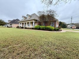 featured image of 105 Bent Brook Dr