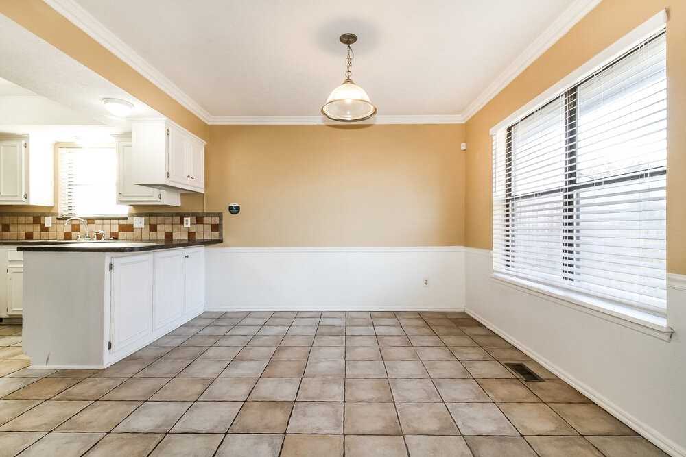 2135 Jazzman Dr - Photo 5 of 16