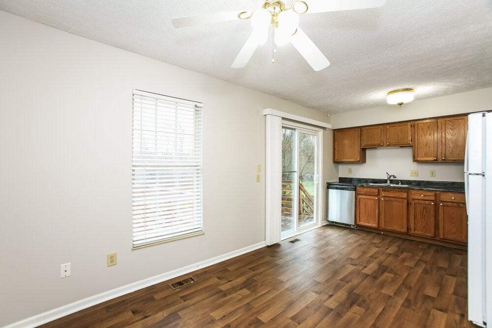 5467 Petersburg Parkway - Photo 6 of 17