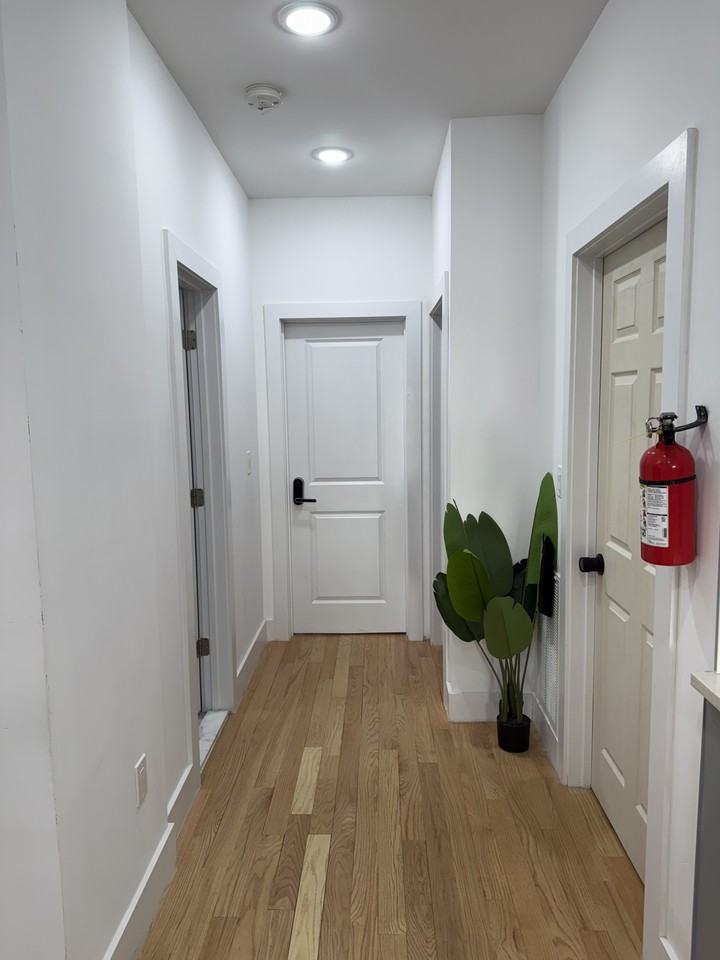 492 South 20th Street #1 - Photo 5 of 19