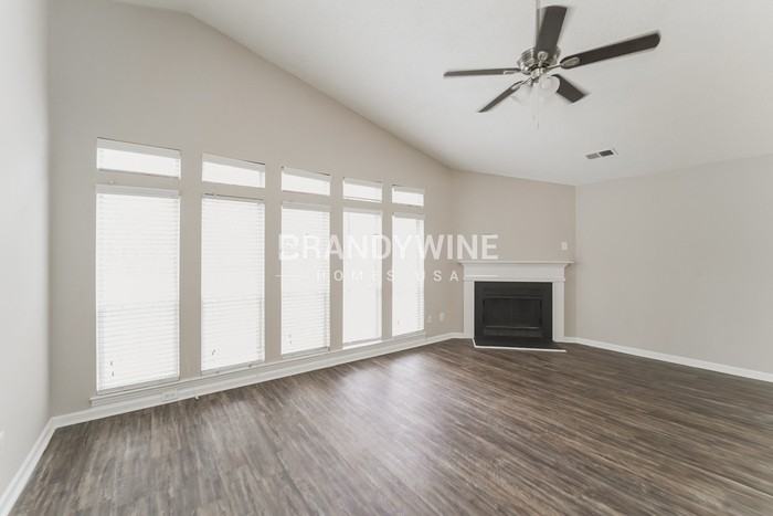 5831 Silver Eagle Dr - Photo 5 of 23