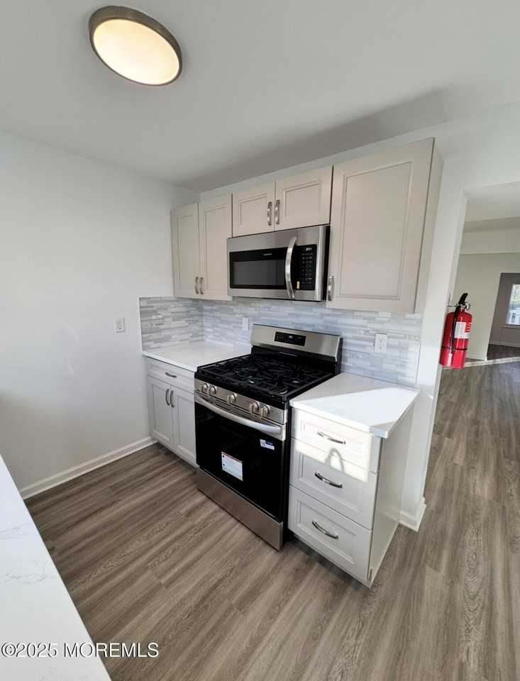 83 Bayside Pkwy - Photo 6 of 30