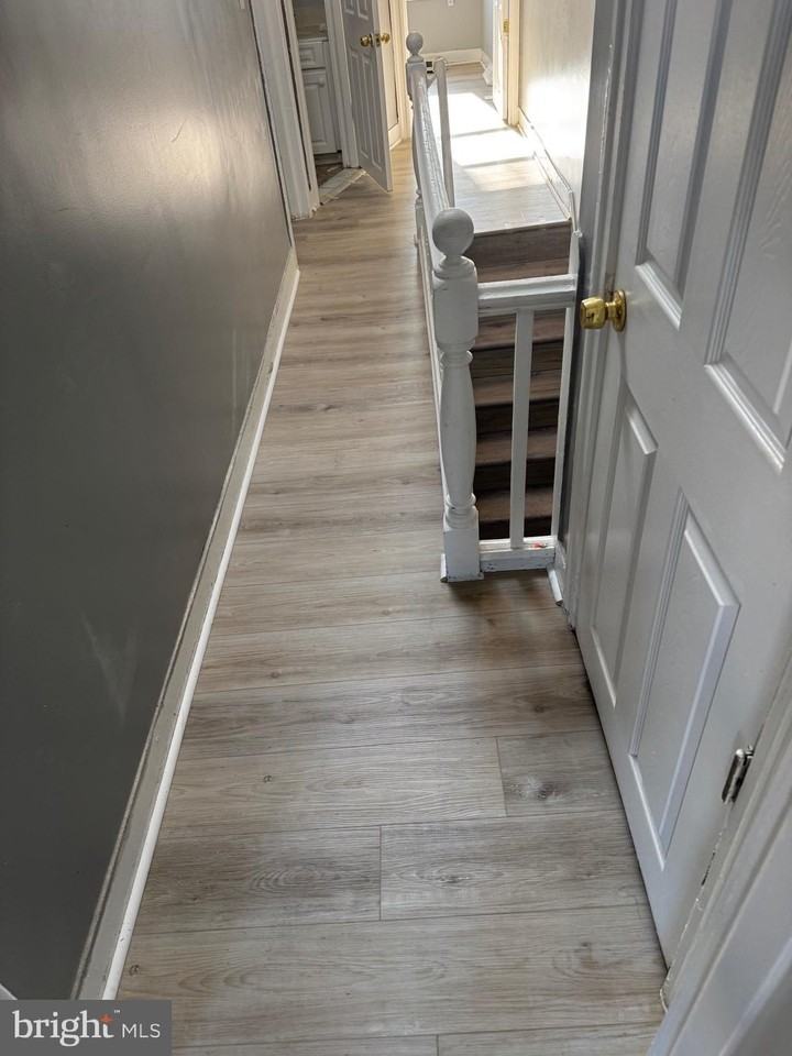 140 S Loudon Ave - Photo 4 of 6