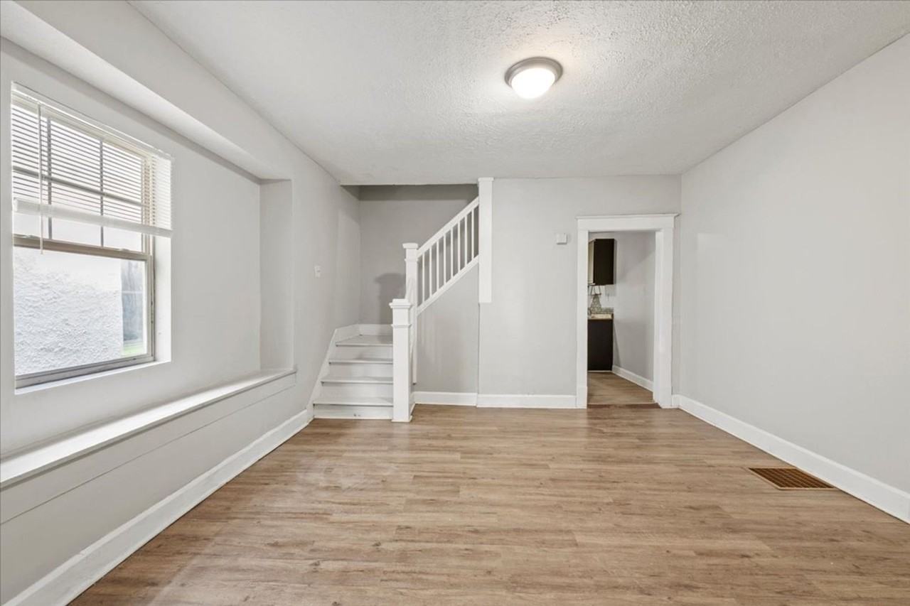 1119 N Dearborn St - Photo 4 of 13
