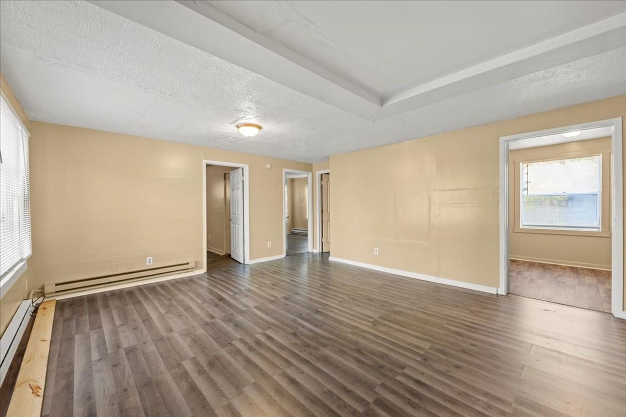 4159 North Ridgeview Drive - Photo 3 of 14