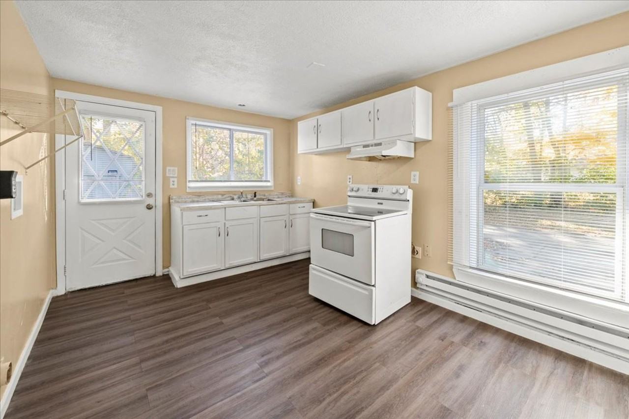 4159 North Ridgeview Drive - Photo 5 of 14