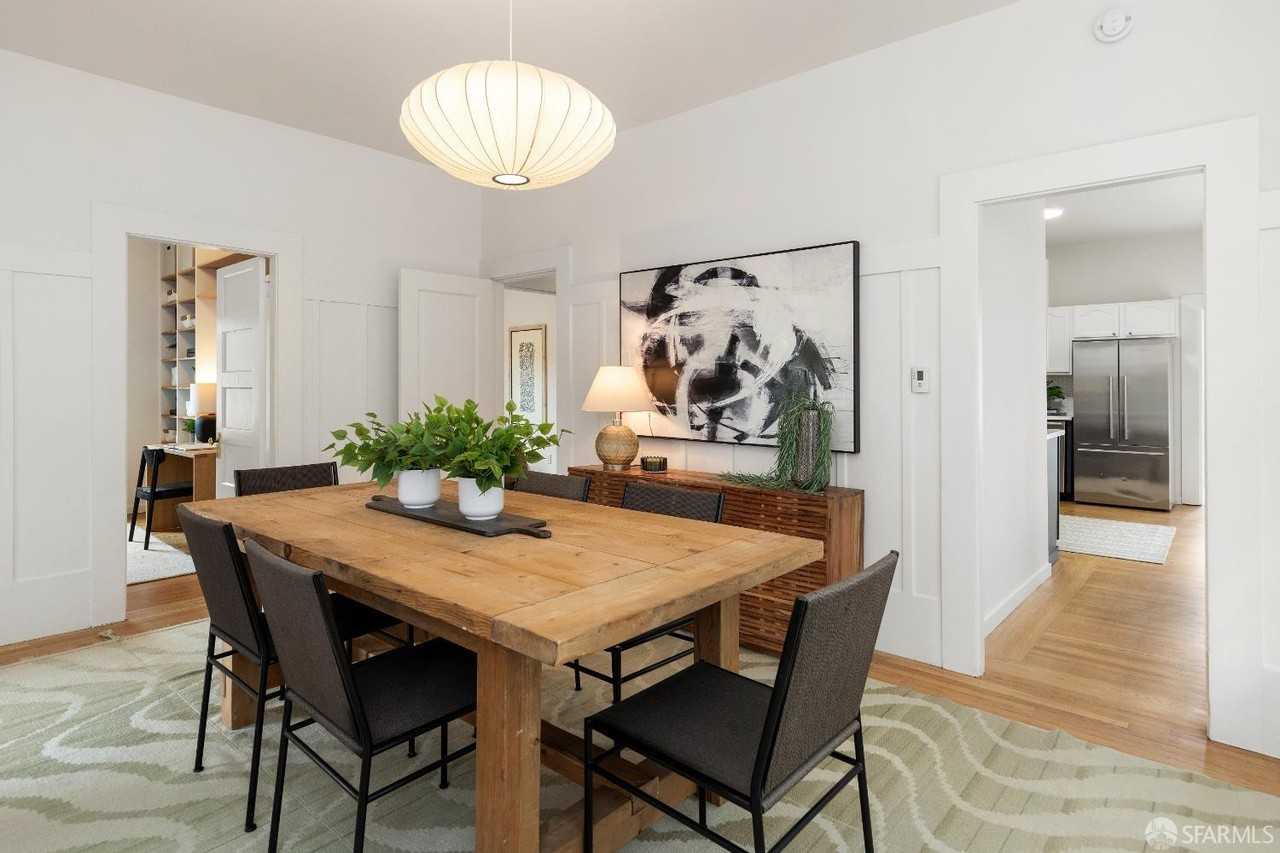 656 60th Street - Photo 3 of 19