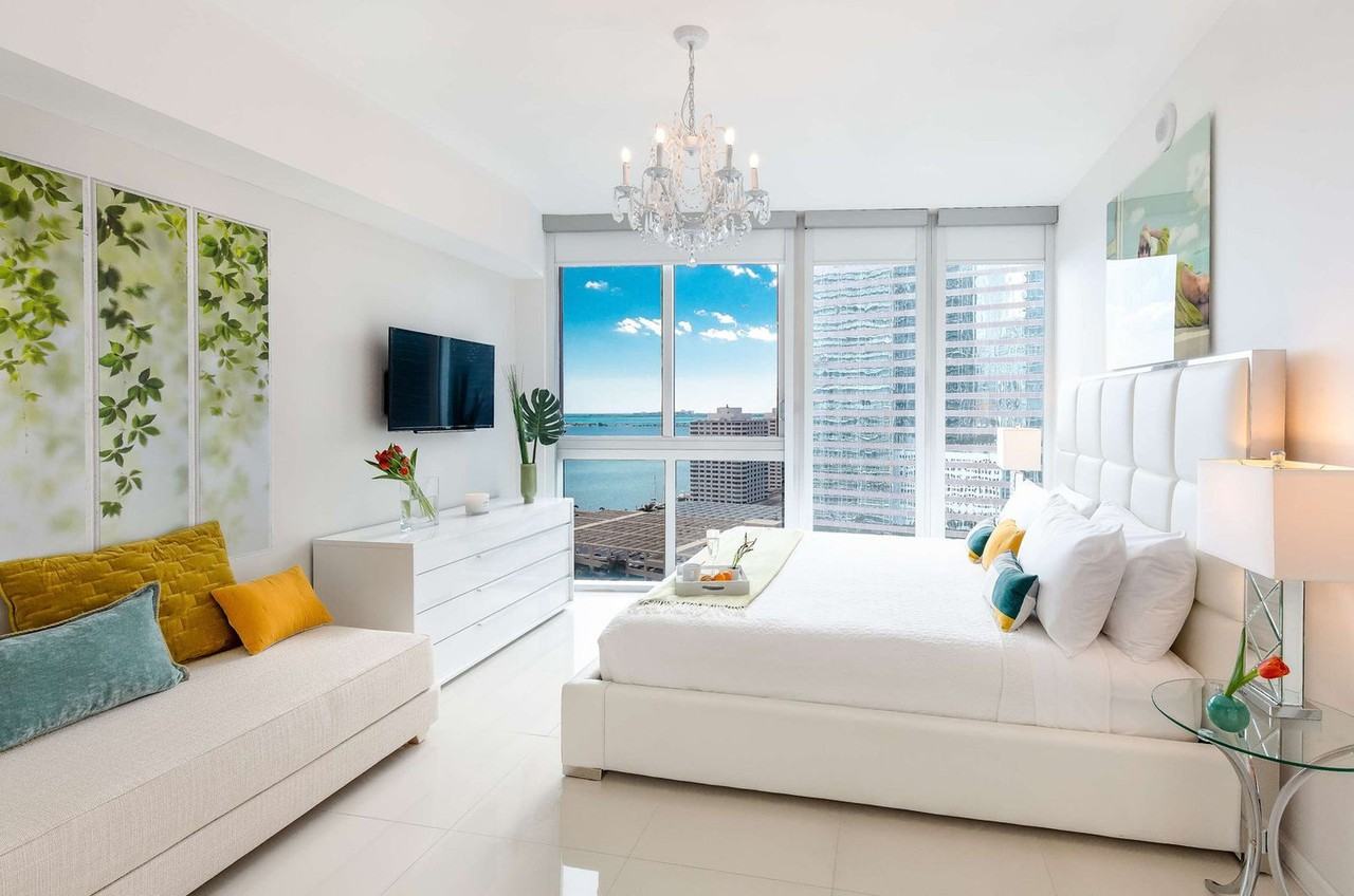 485 Brickell Avenue - Photo 4 of 22