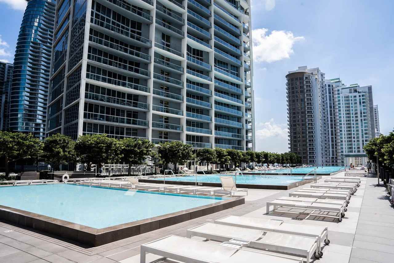 485 Brickell Avenue - Photo 5 of 22