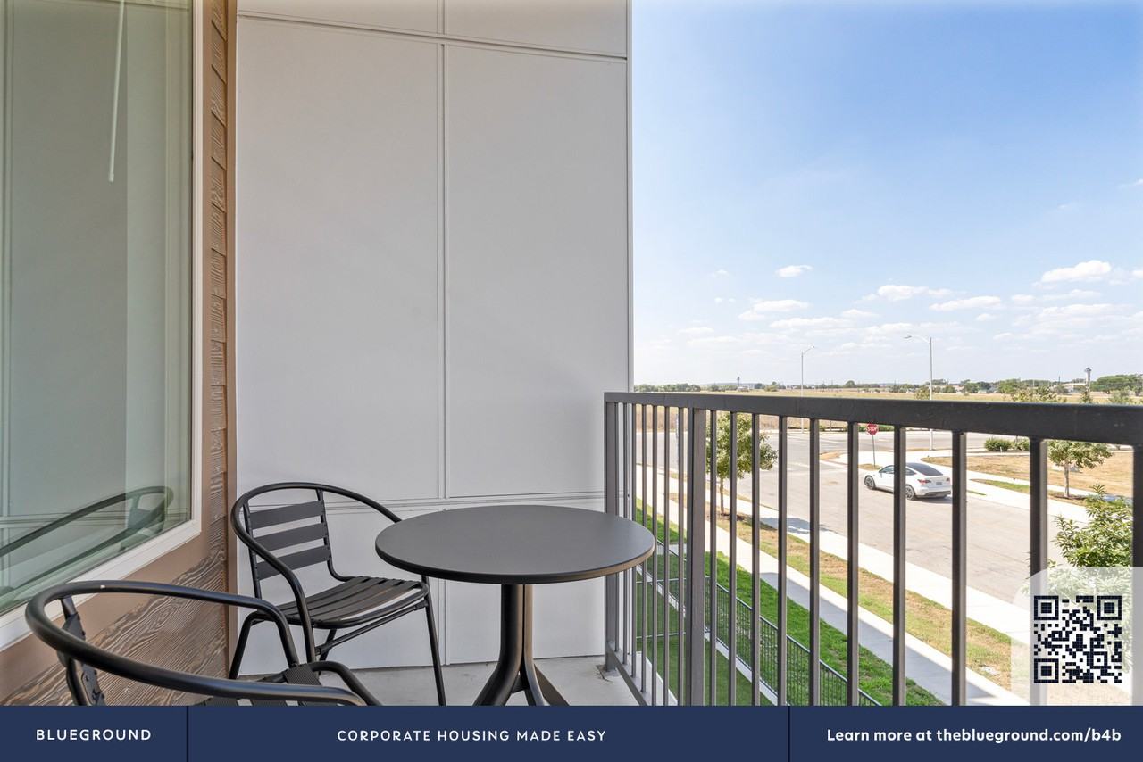 11600 Spirit Dr #352 - Photo 5 of 29