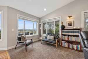featured image of 3213 Hemlock Ct