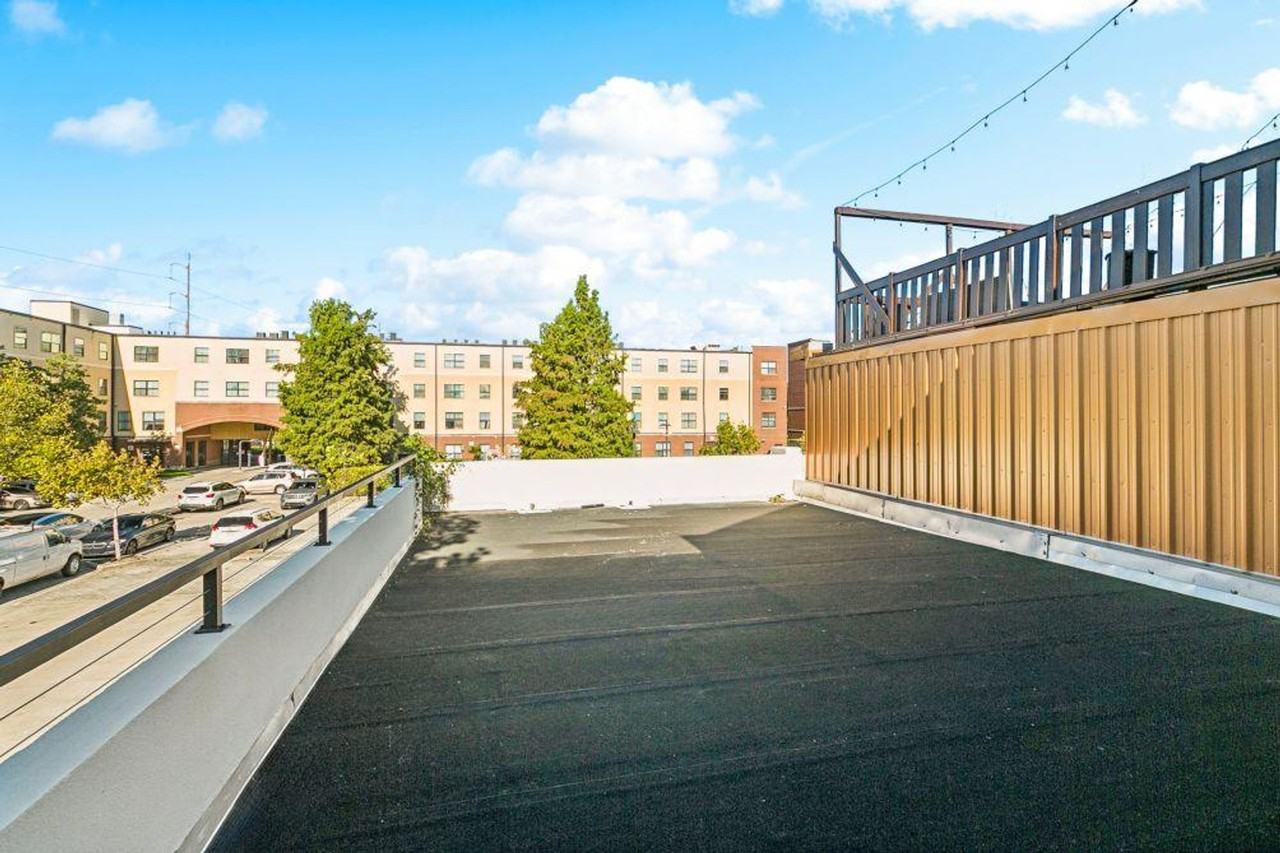 1725 Robert C. Blakes Sr. Drive - Photo 5 of 68