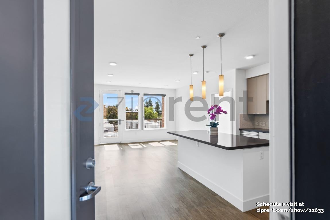 3768 Capitol Ave #518B - Photo 4 of 24