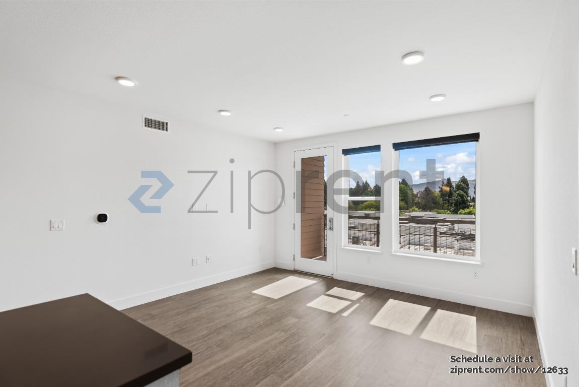 3768 Capitol Ave #518B - Photo 6 of 24