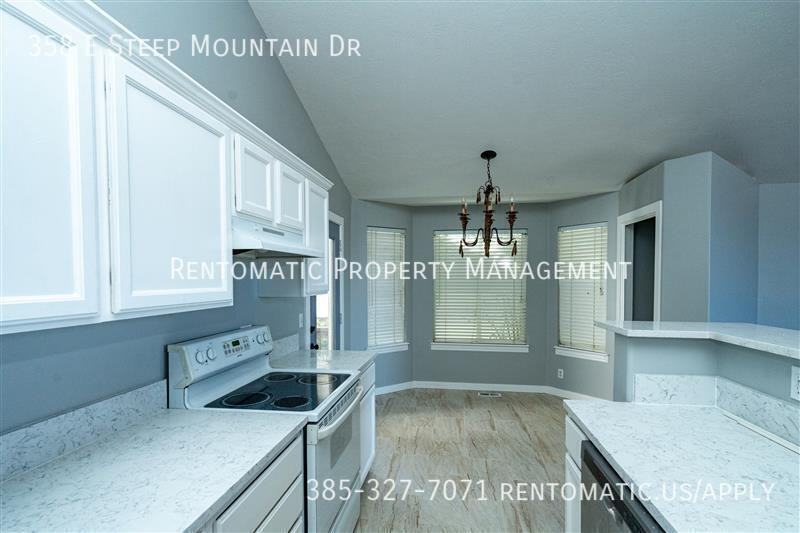 358 E Steep Mountain Dr - Photo 3 of 9