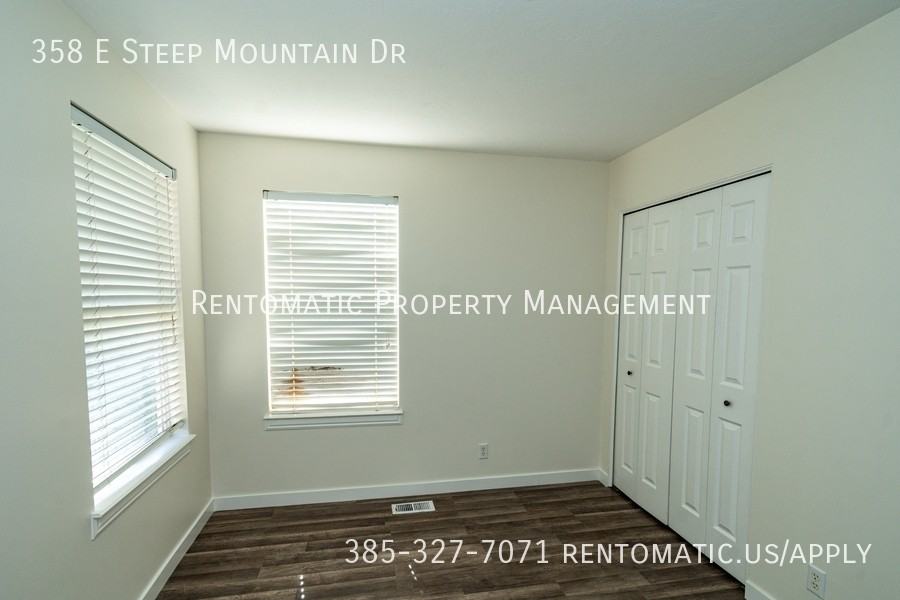 358 E Steep Mountain Dr - Photo 5 of 9
