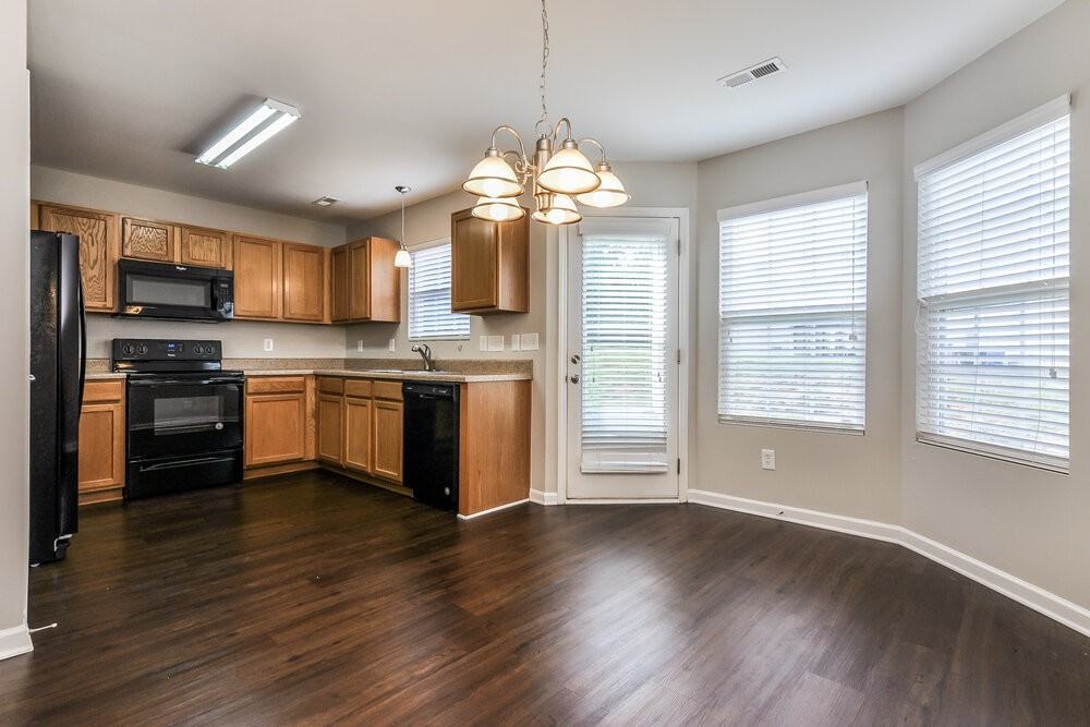 1017 Early Rise St - Photo 5 of 16