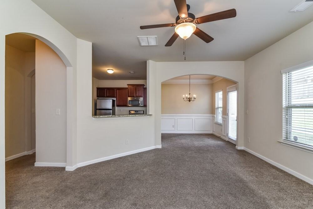 2325 Morgan Farm Dr - Photo 4 of 17