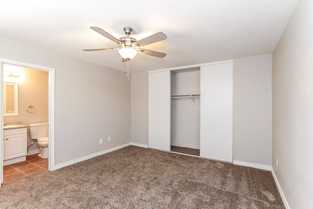 676 Salt Flats Cir - Photo 6 of 14