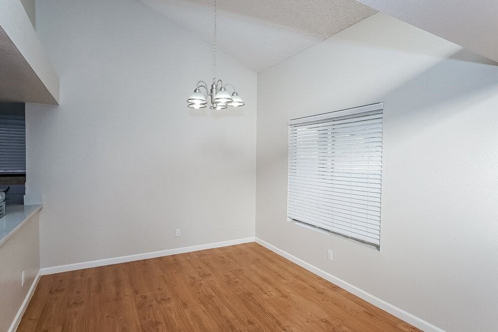 827 Schooner Dr - Photo 6 of 17