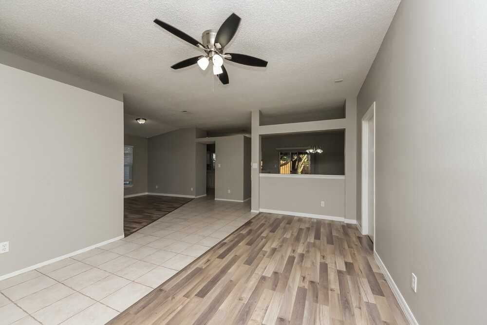 11183 Galvin Dr - Photo 5 of 16
