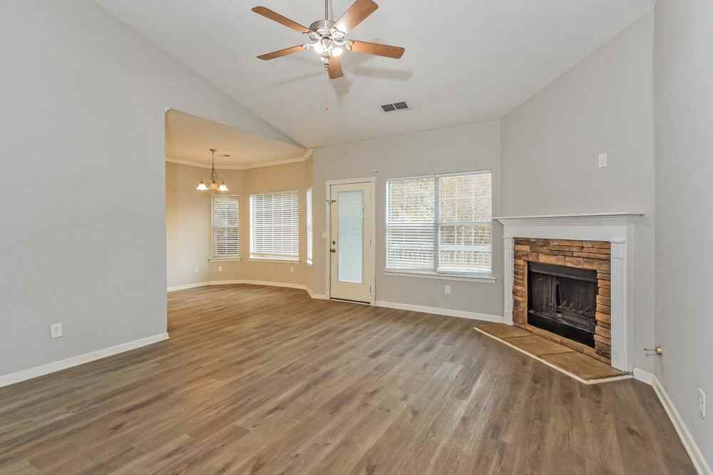 3615 Clubside Walk Nw - Photo 3 of 16