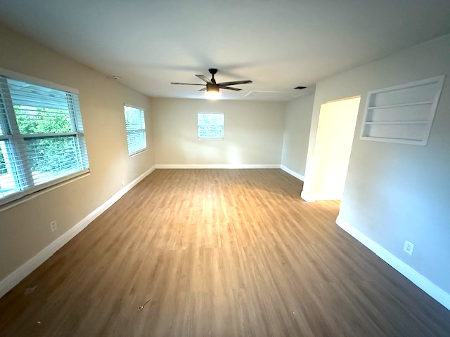 1471 Park Street - Photo 3 of 22