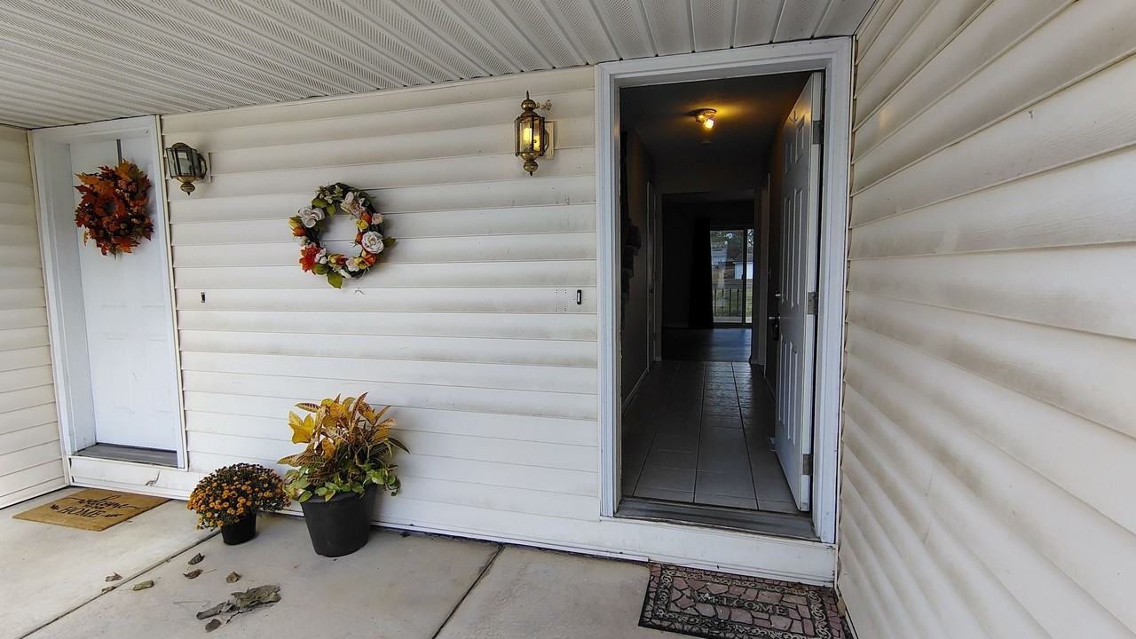 75 Marchelle Avenue - Photo 2 of 27