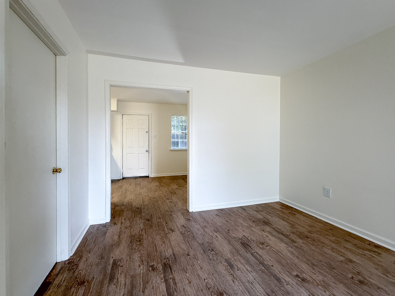 D'Iberville Townhomes - Photo 3 of 14