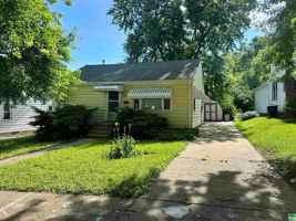 featured image of 3252 Nebraska St