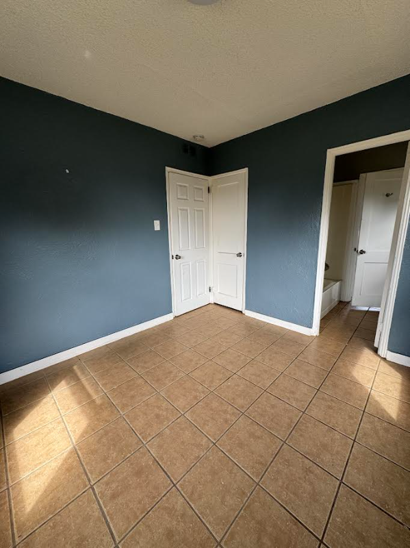 294 W Wood St - Photo 5 of 7