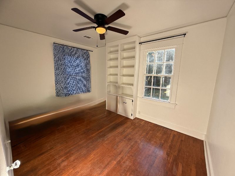 420 Calloway Street - Photo 5 of 10